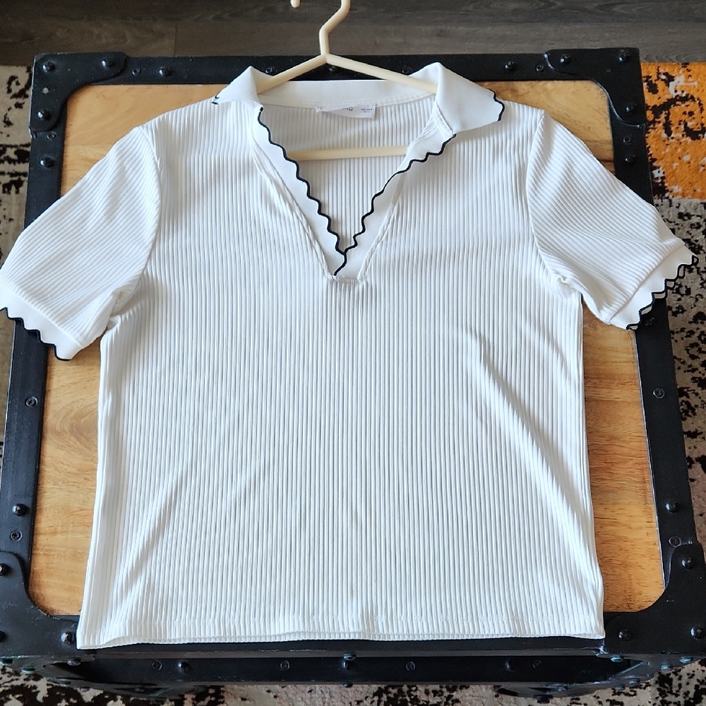 MANGO Scallop Trim Ribbed Top
